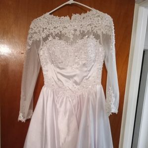 Junior wedding or prom dress